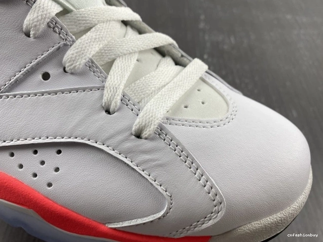 6 384664-123 Infrared Retro Jordan (2014) White 1017